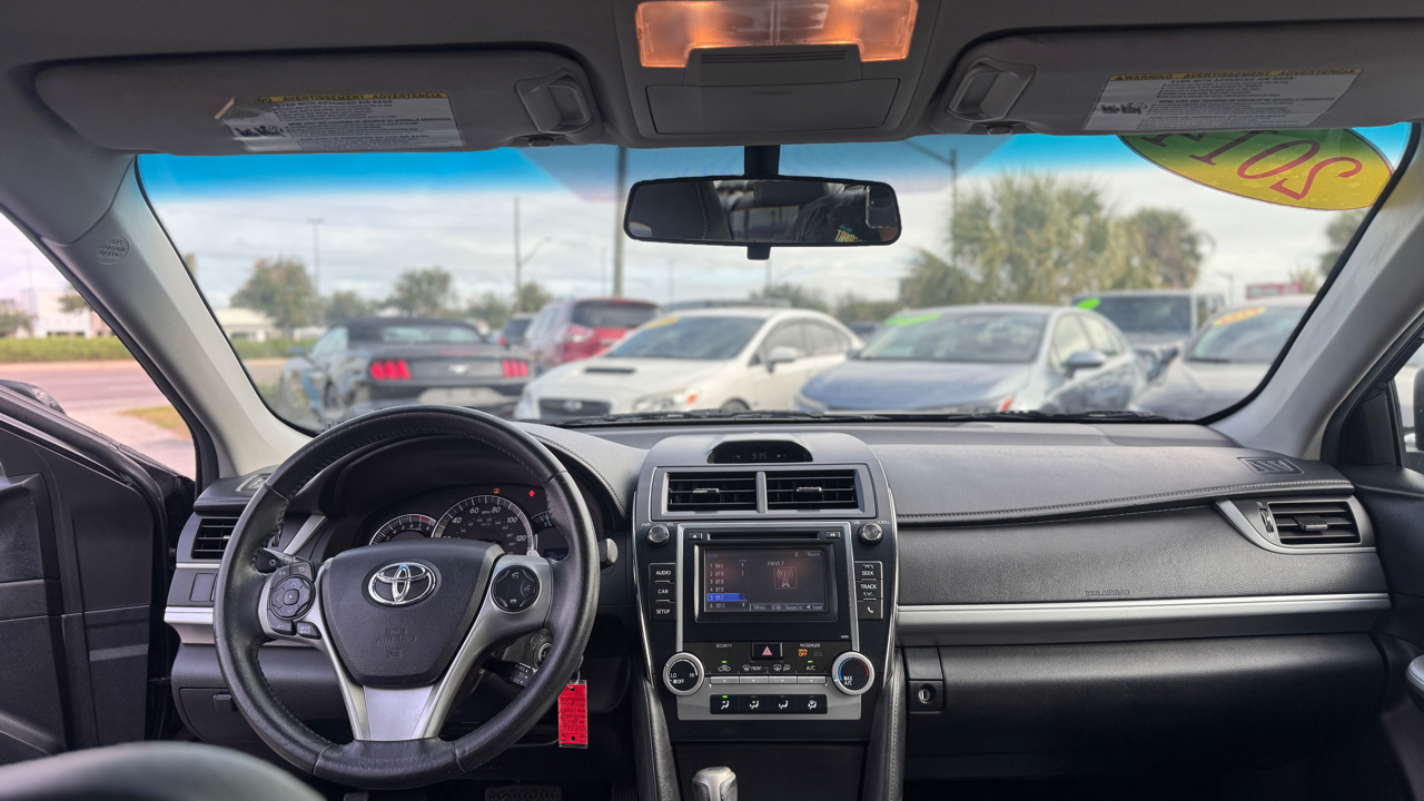 Toyota Camry 2014.5 4dr Sdn I4 Auto SE (Natl) 2014