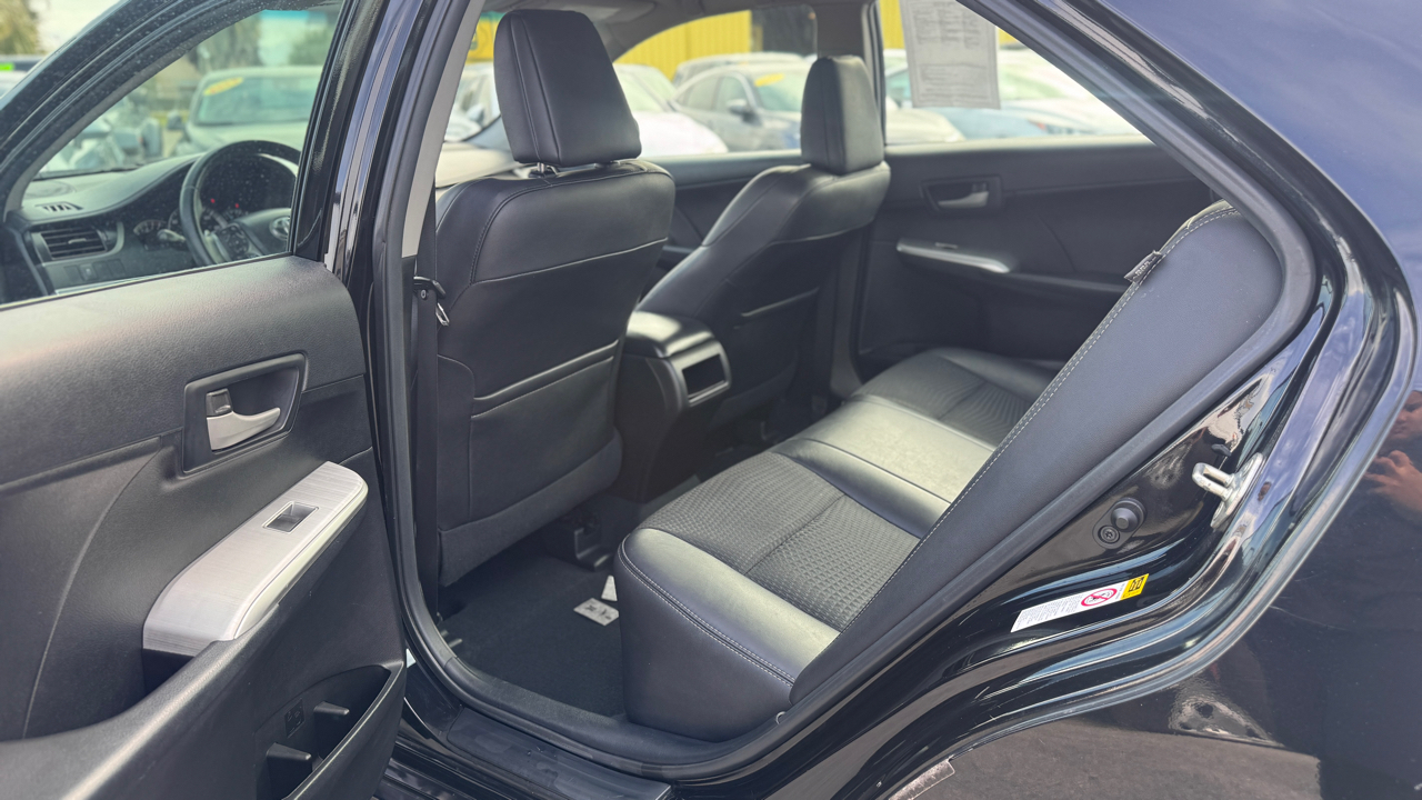 Toyota Camry 2014.5 4dr Sdn I4 Auto SE (Natl) 2014