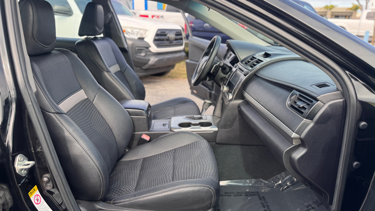 Toyota Camry 2014.5 4dr Sdn I4 Auto SE (Natl) 2014