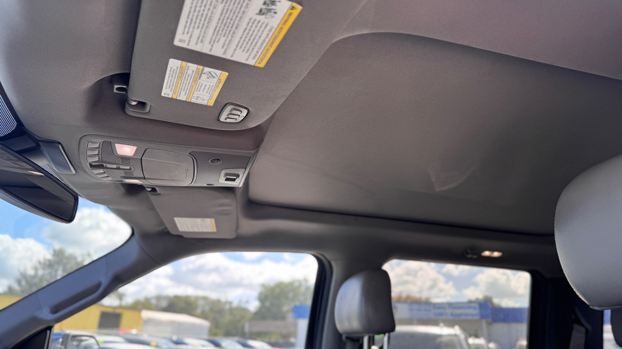 Ford F-150 2WD SuperCrew 157" Lariat 2016