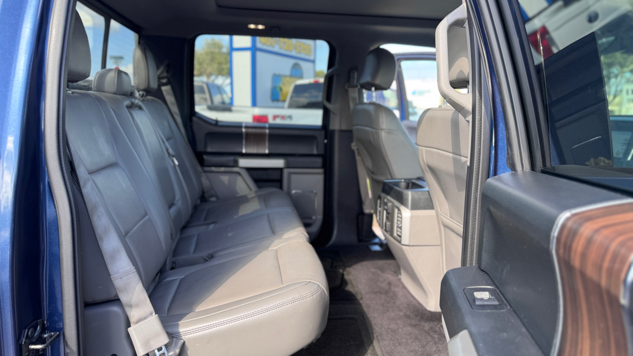 Ford F-150 2WD SuperCrew 157" Lariat 2016