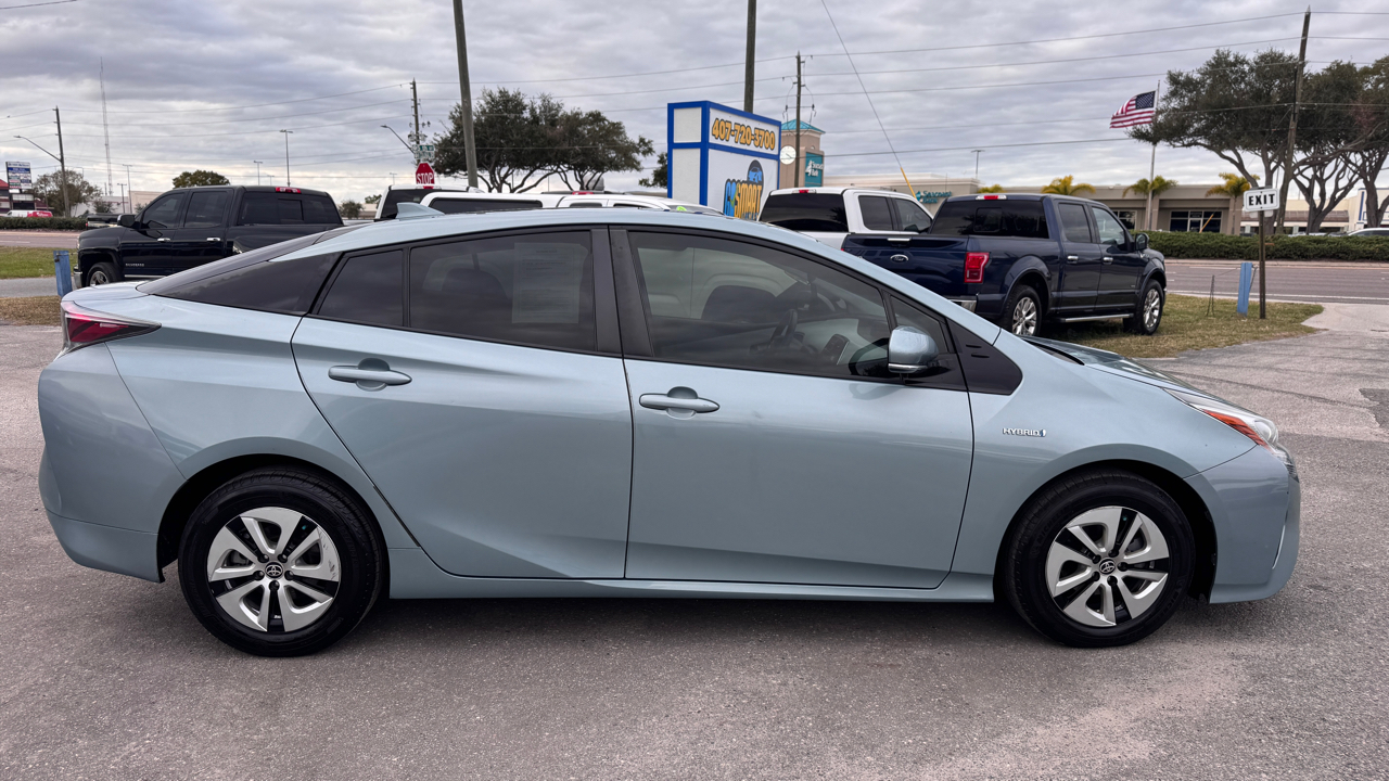 Toyota Prius 5dr HB Three Touring (Natl) 2016