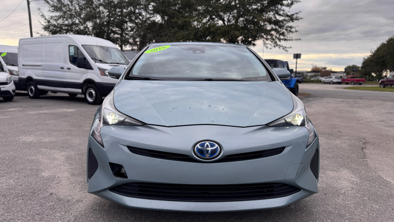 Toyota Prius 5dr HB Three Touring (Natl) 2016