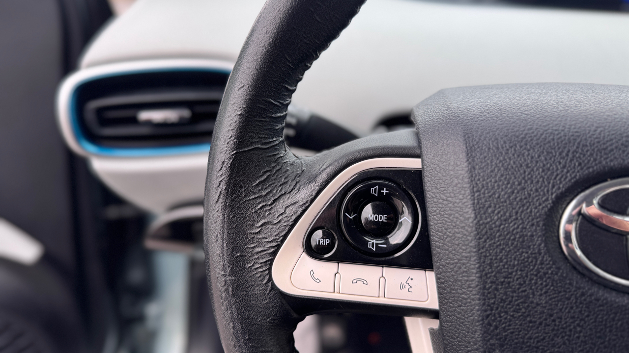 Toyota Prius 5dr HB Three Touring (Natl) 2016