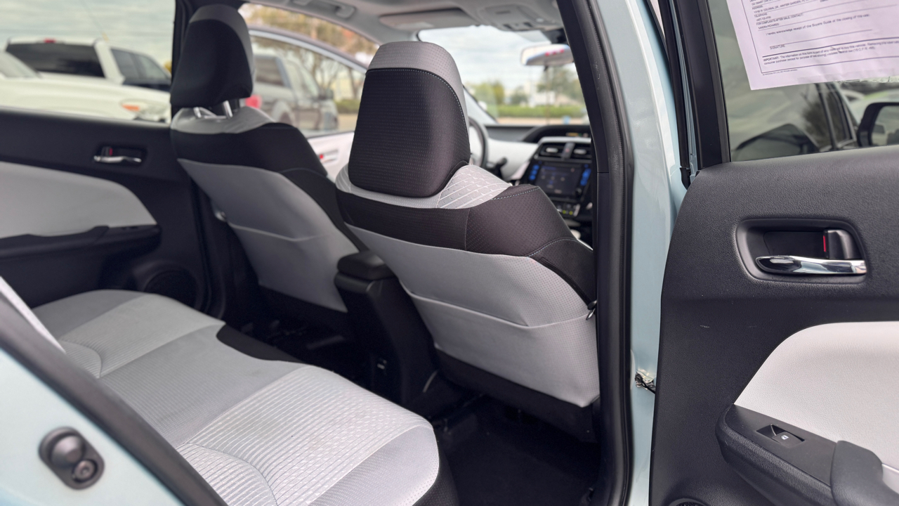 Toyota Prius 5dr HB Three Touring (Natl) 2016