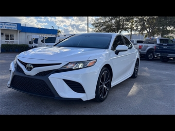 2020 Toyota Camry SE Auto (Natl)