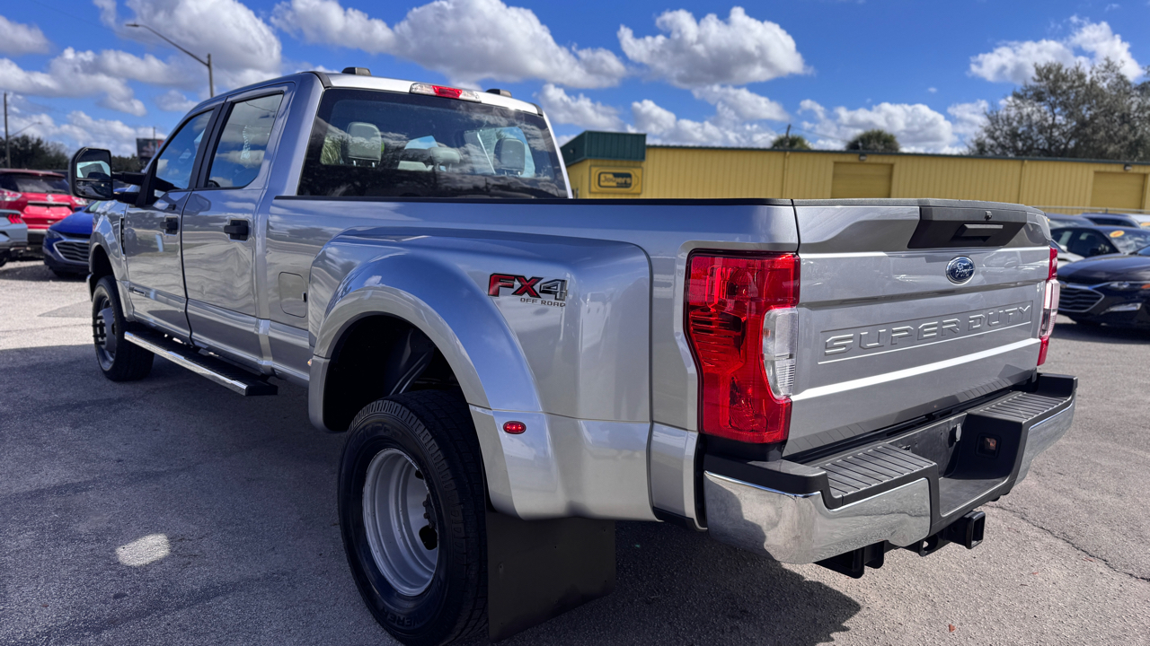 Ford Super Duty F-350 DRW XL 4WD Crew Cab 8' Box 2021