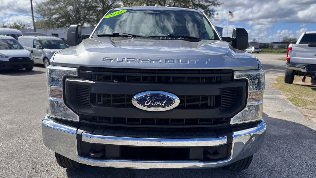 Ford Super Duty F-350 DRW XL 4WD Crew Cab 8' Box 2021