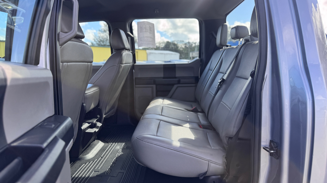 Ford Super Duty F-350 DRW XL 4WD Crew Cab 8' Box 2021