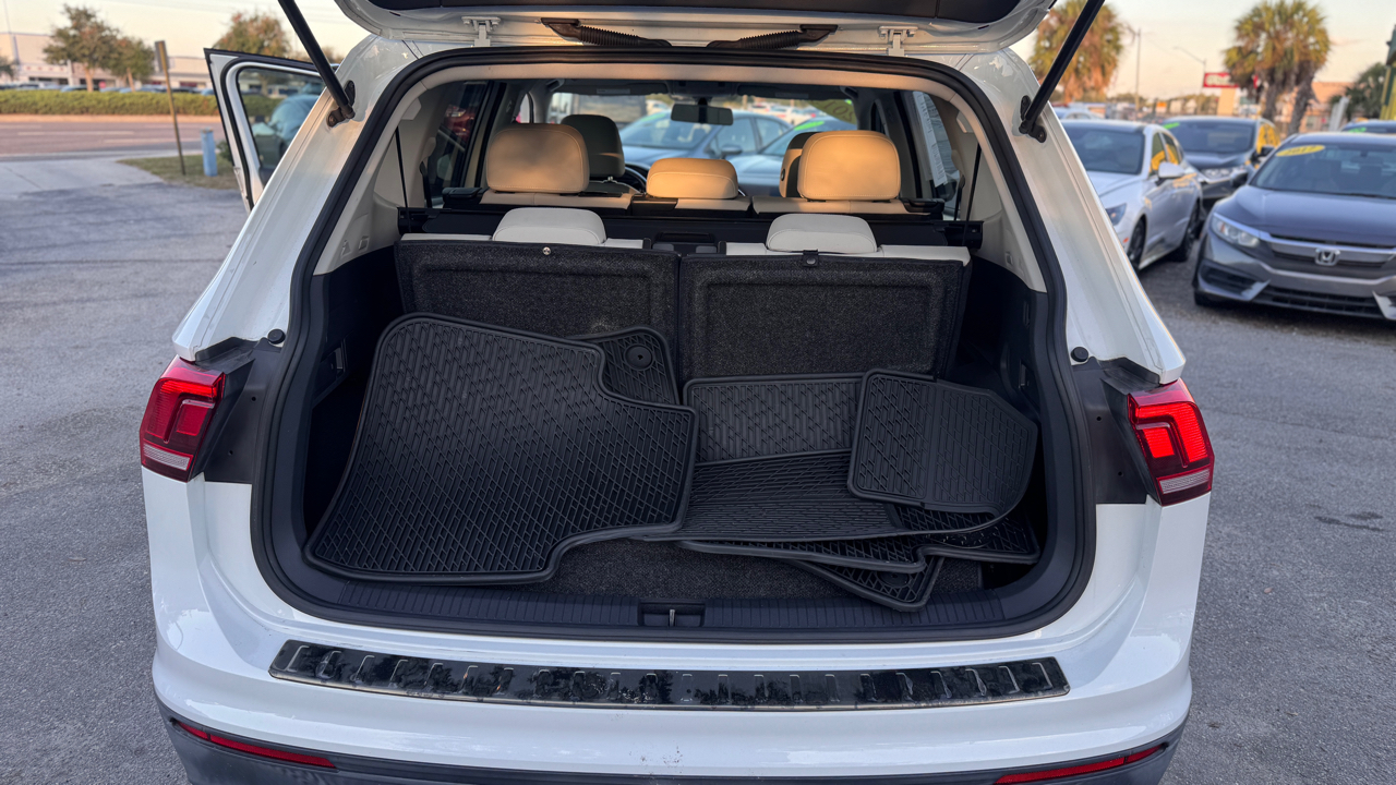 Volkswagen Tiguan 2.0T SE R-Line Black FWD 2019