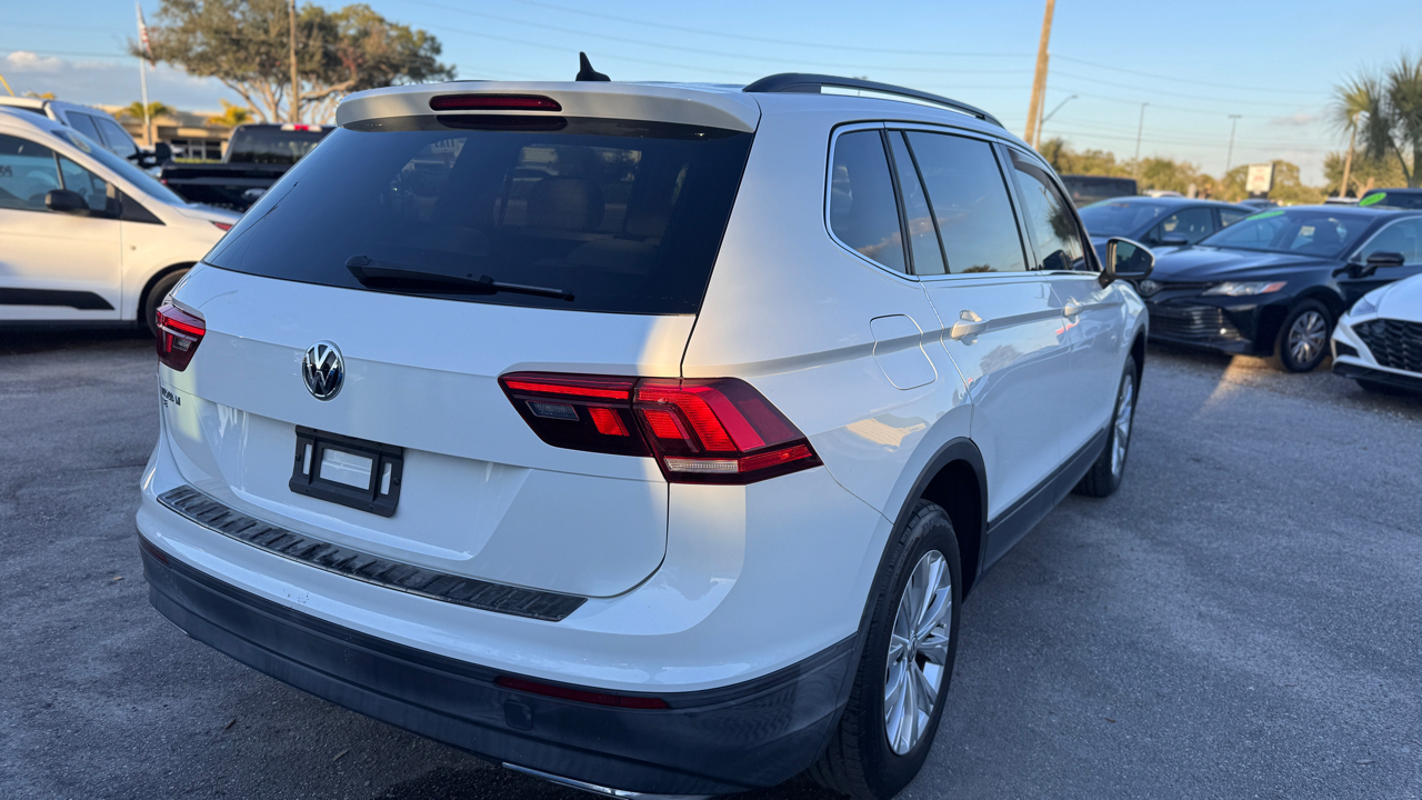 Volkswagen Tiguan 2.0T SE R-Line Black FWD 2019