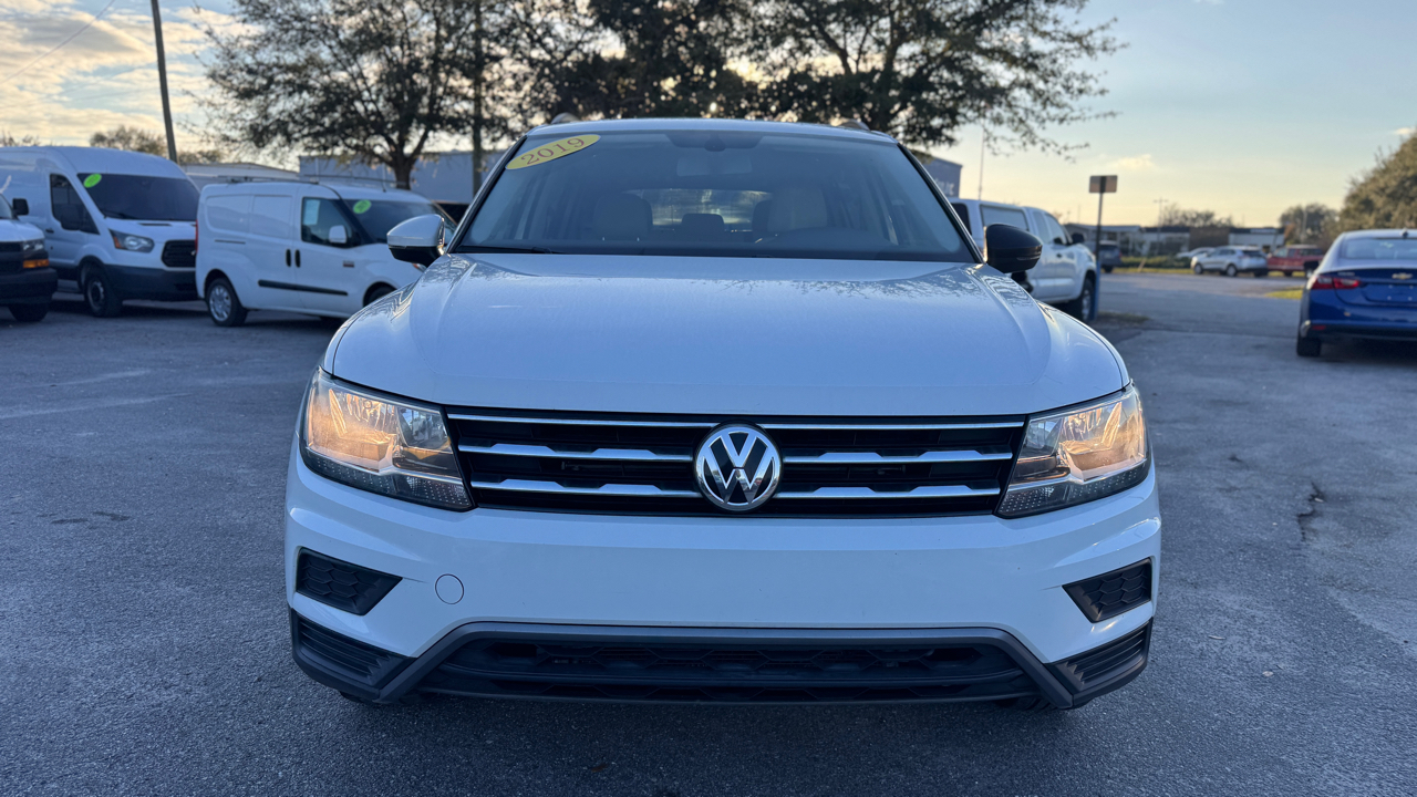 Volkswagen Tiguan 2.0T SE R-Line Black FWD 2019