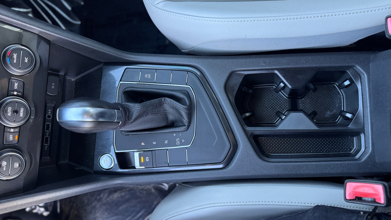 Volkswagen Tiguan 2.0T SE R-Line Black FWD 2019