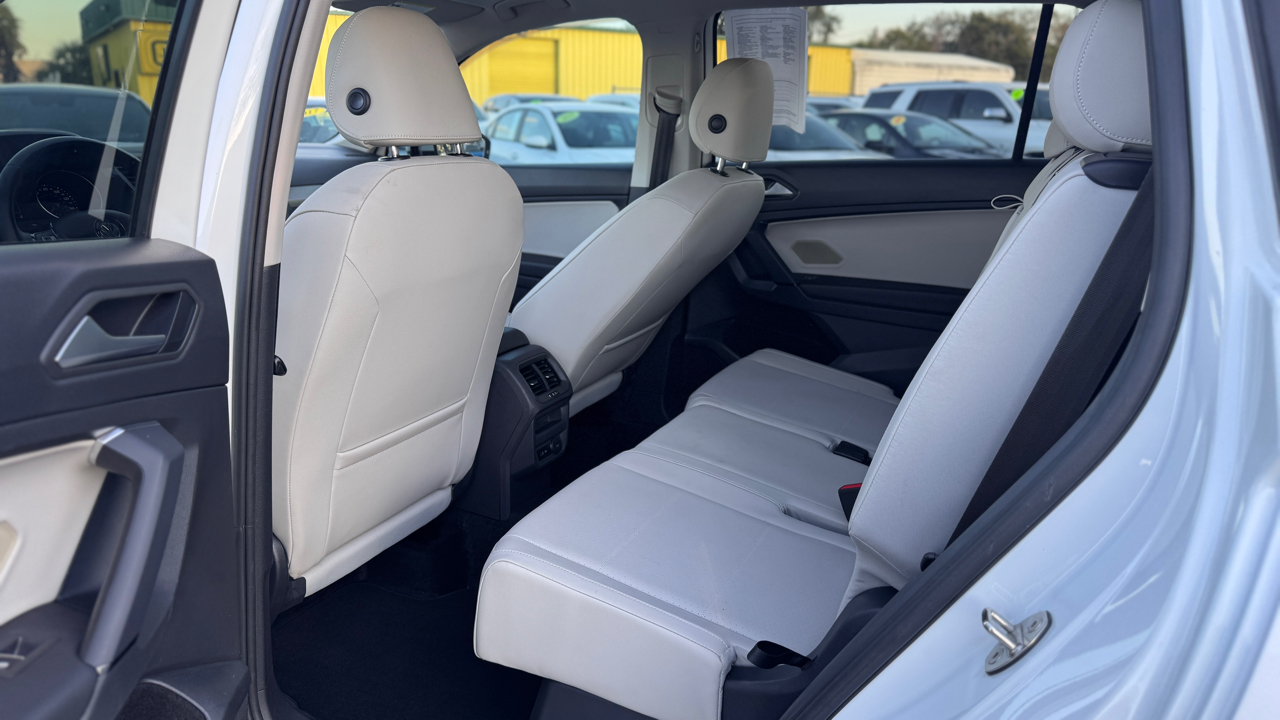 Volkswagen Tiguan 2.0T SE R-Line Black FWD 2019