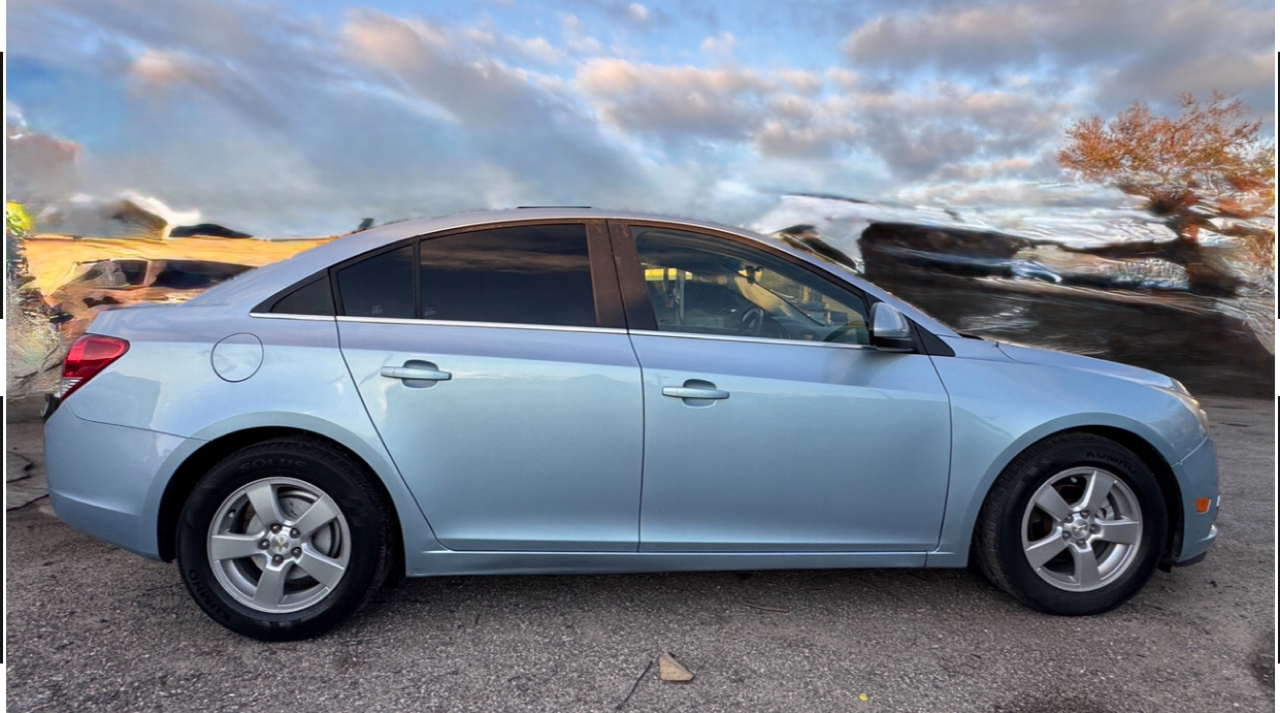 Chevrolet Cruze 4dr Sdn LS 2012