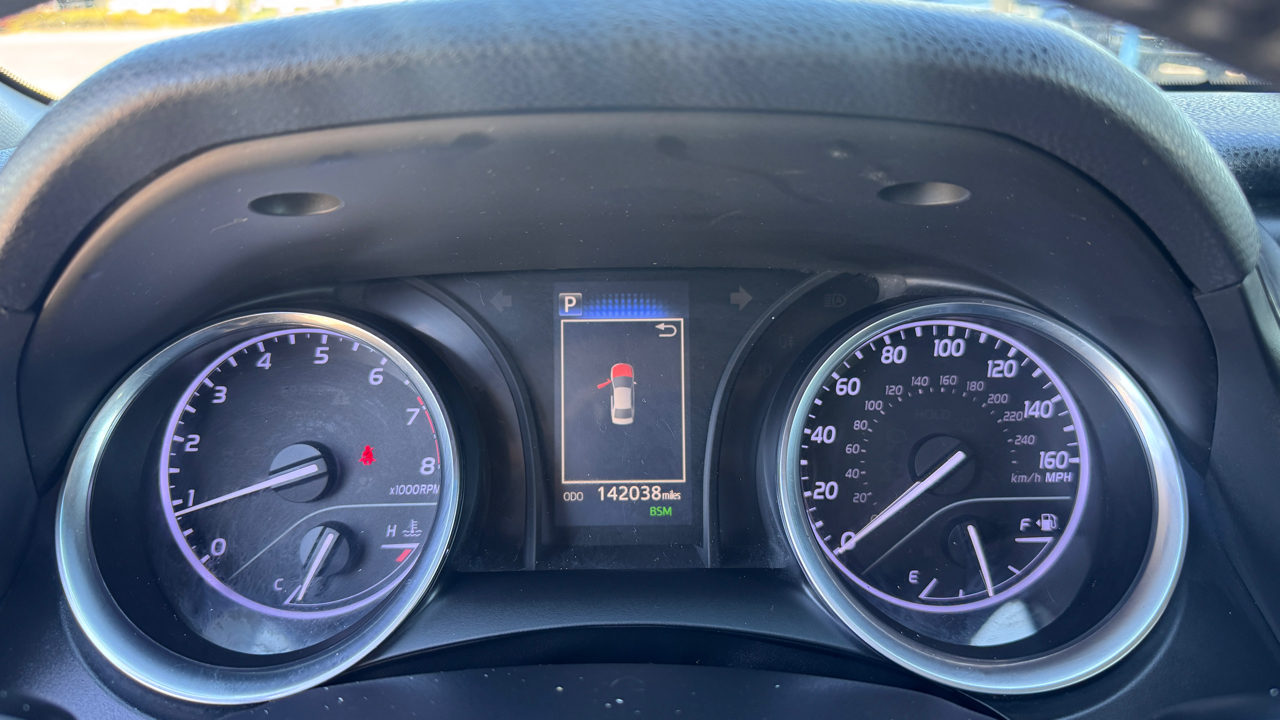 Toyota Camry SE Auto (Natl) 2018