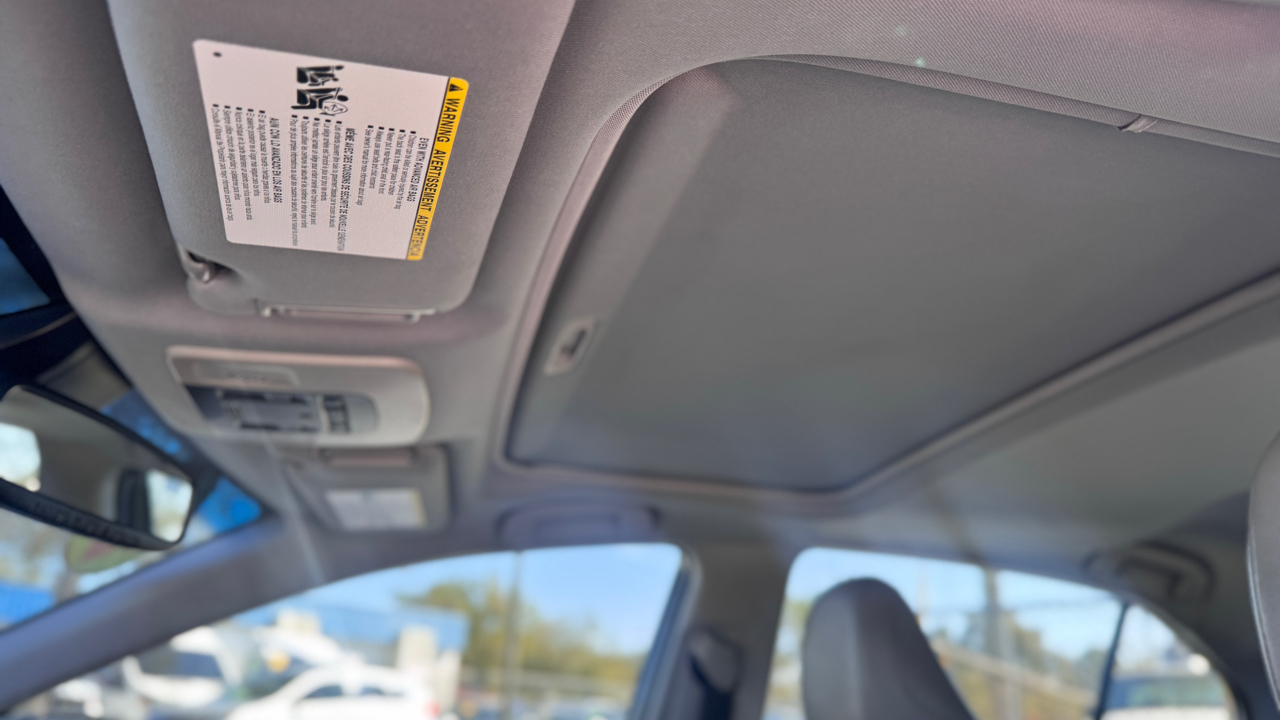 Toyota Camry SE Auto (Natl) 2018