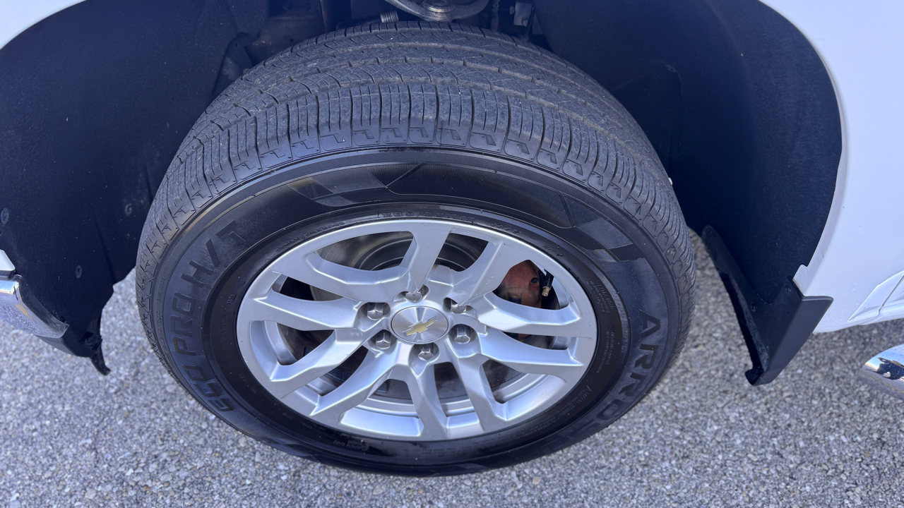 Chevrolet Silverado 1500 4WD Crew Cab 147" LT 2020