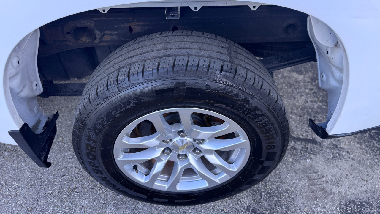 Chevrolet Silverado 1500 4WD Crew Cab 147" LT 2020