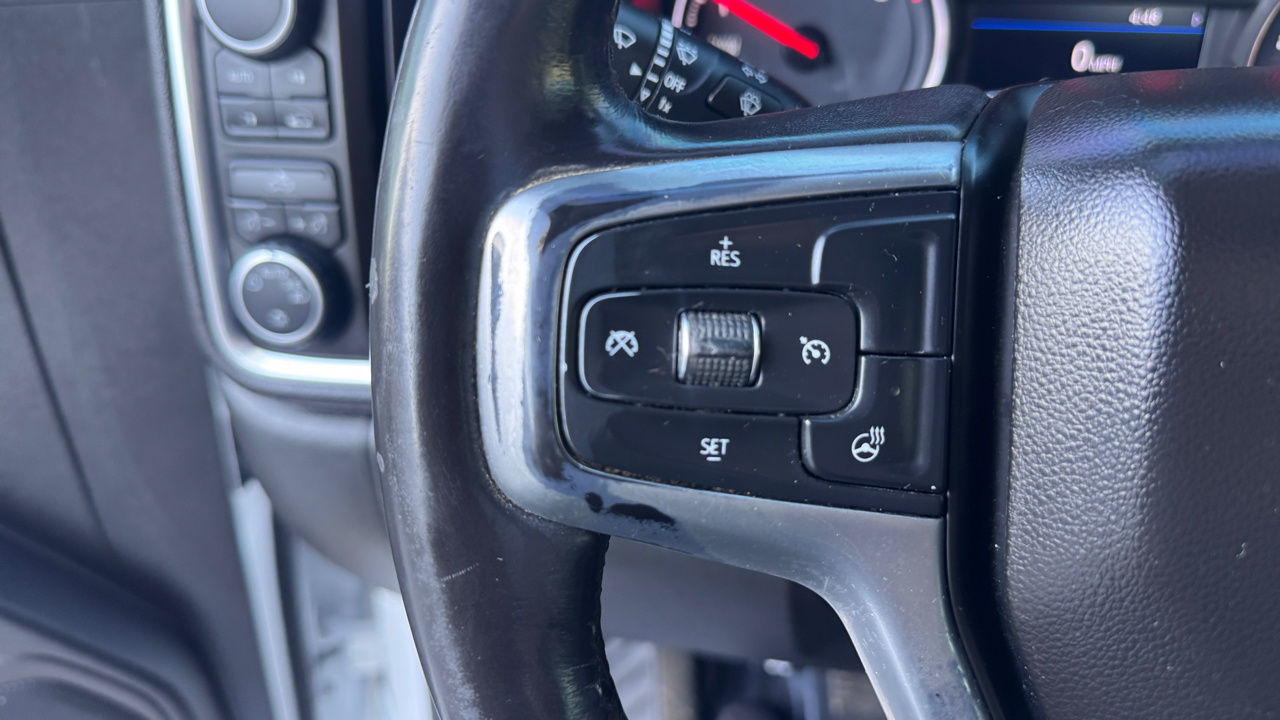 Chevrolet Silverado 1500 4WD Crew Cab 147" LT 2020