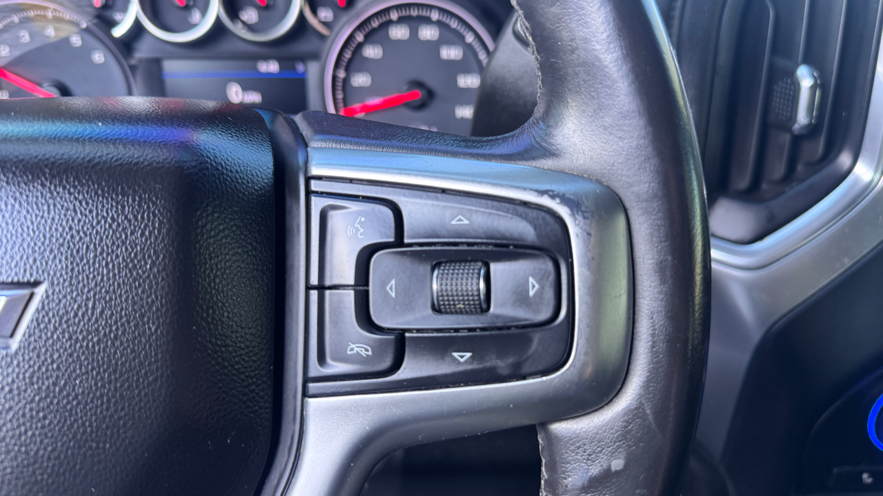 Chevrolet Silverado 1500 4WD Crew Cab 147" LT 2020