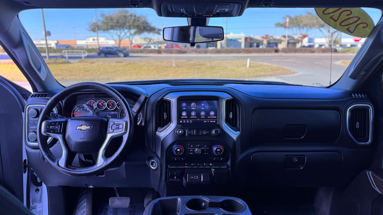 Chevrolet Silverado 1500 4WD Crew Cab 147" LT 2020