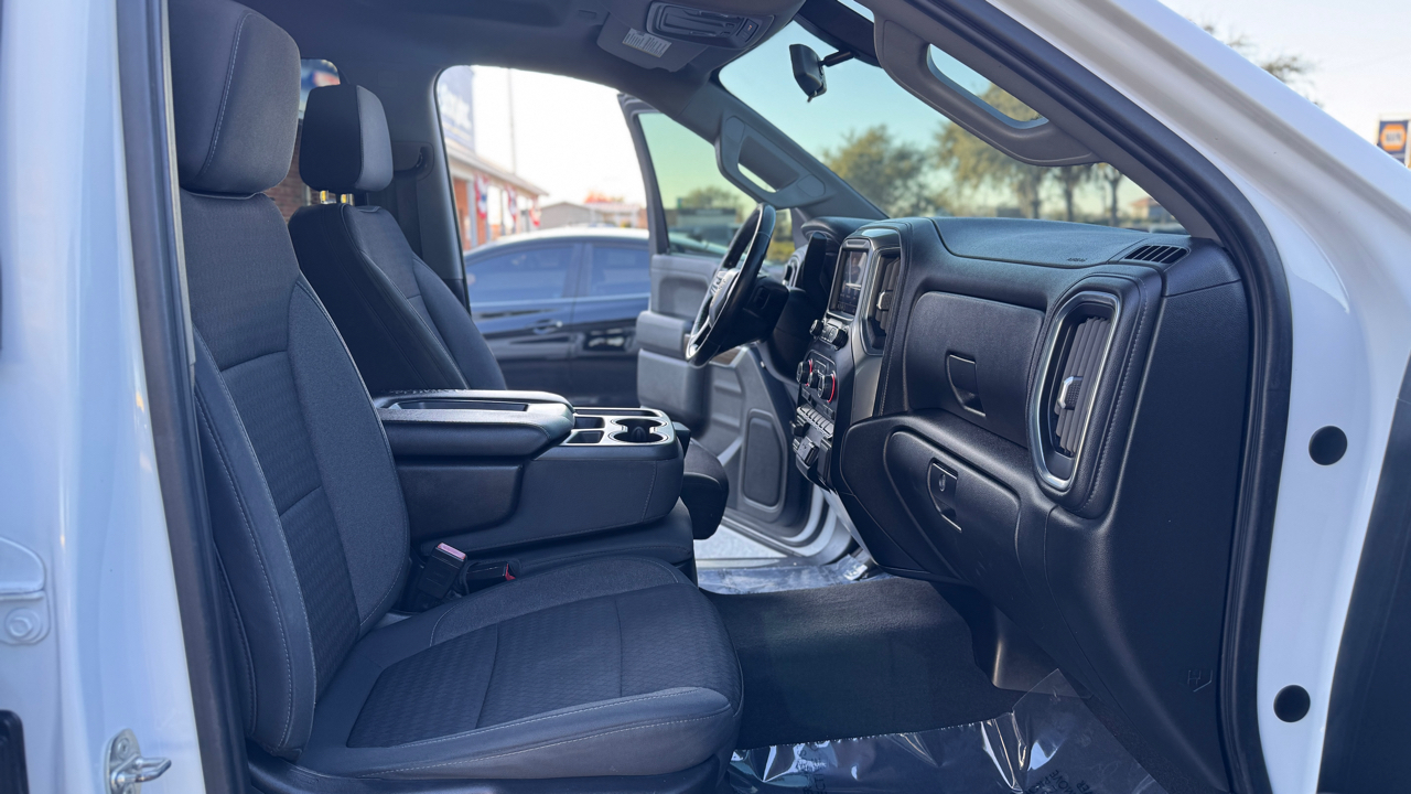 Chevrolet Silverado 1500 4WD Crew Cab 147" LT 2020