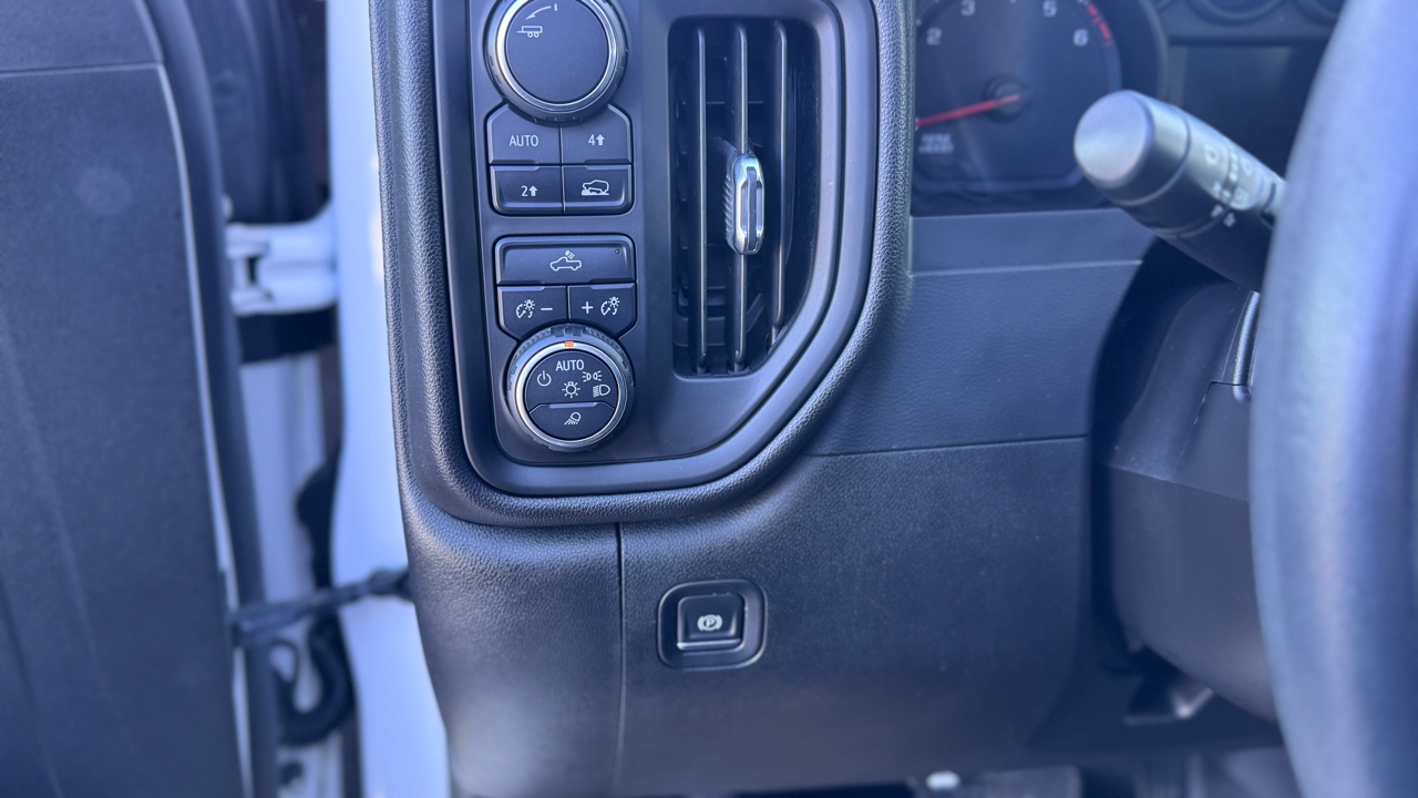 Chevrolet Silverado 1500 4WD Crew Cab 157" Work Truck 2020