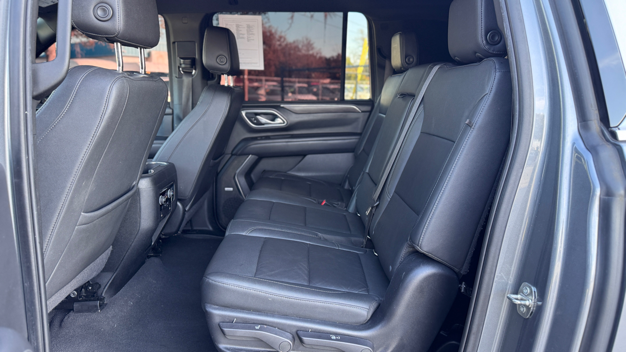 Chevrolet Suburban 2WD 4dr LT 2022