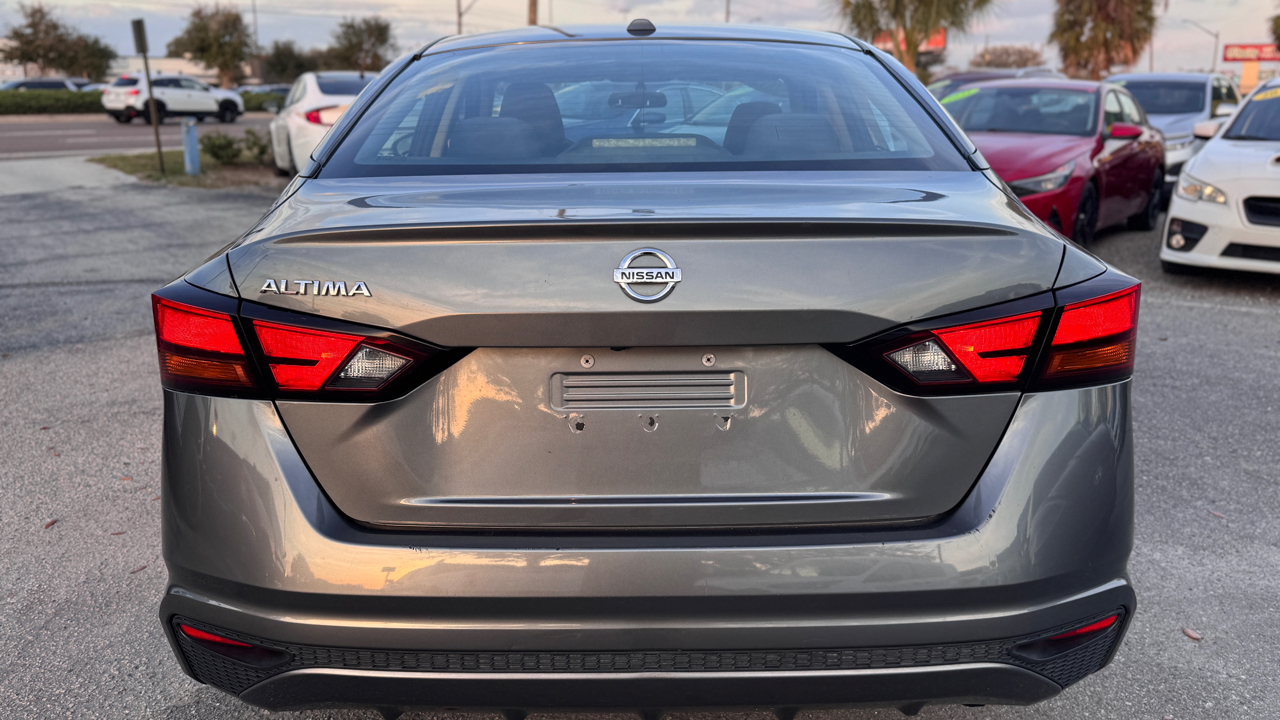 Nissan Altima 2.5 S Sedan 2020