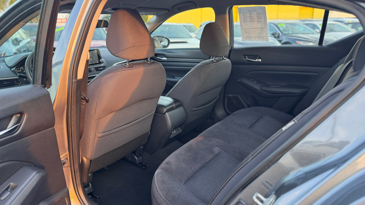 Nissan Altima 2.5 S Sedan 2020