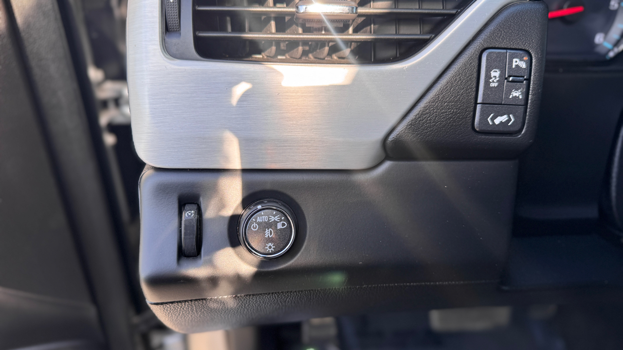 GMC Yukon XL 2WD 4dr SLT 2018