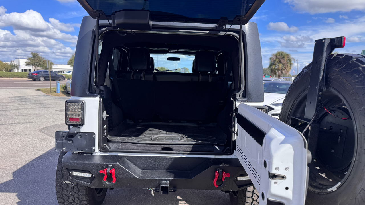 Jeep Wrangler Unlimited 4WD 4dr Sport 2016