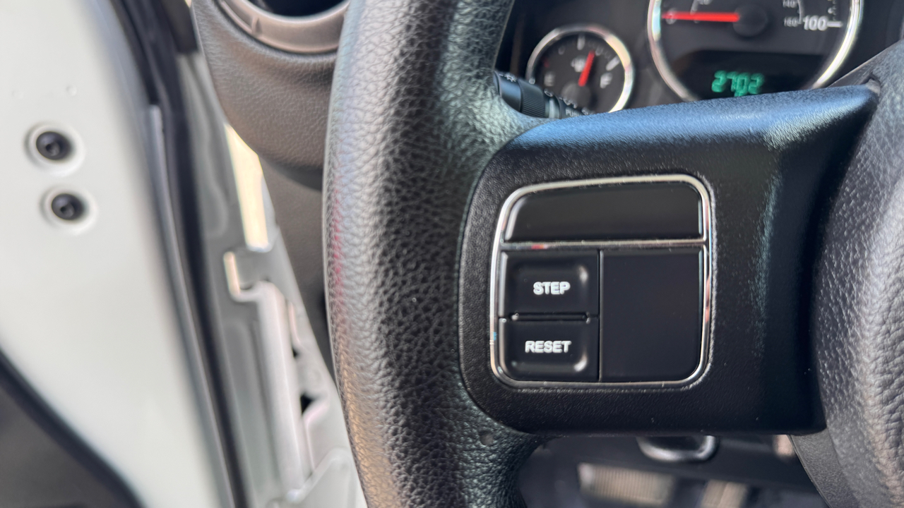 Jeep Wrangler Unlimited 4WD 4dr Sport 2016