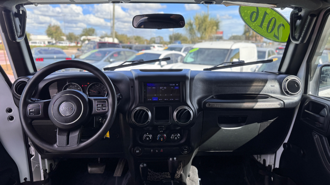 Jeep Wrangler Unlimited 4WD 4dr Sport 2016