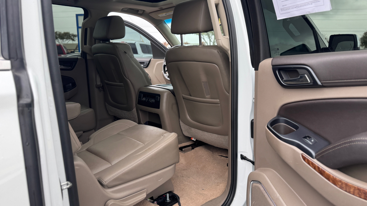 Chevrolet Suburban 2WD 4dr LTZ 2015