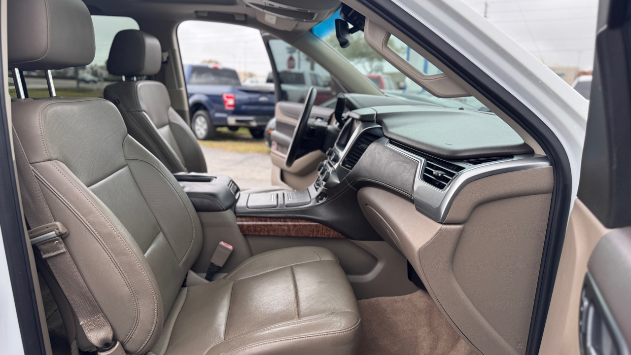 Chevrolet Suburban 2WD 4dr LTZ 2015