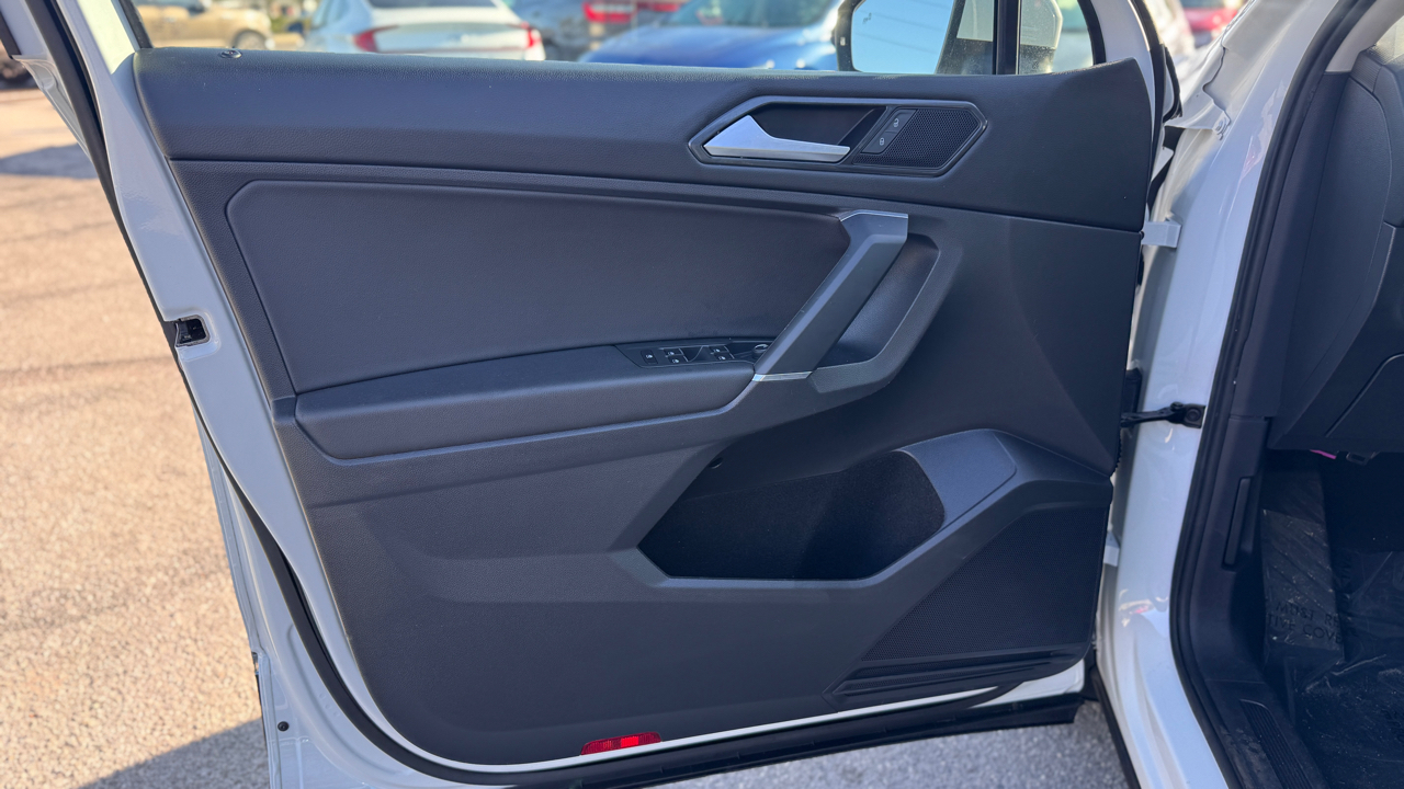 Volkswagen Tiguan 2.0T SEL FWD 2018