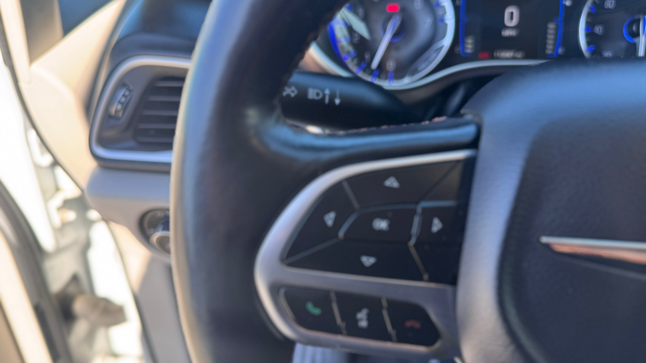 Chrysler Pacifica Touring L FWD 2019