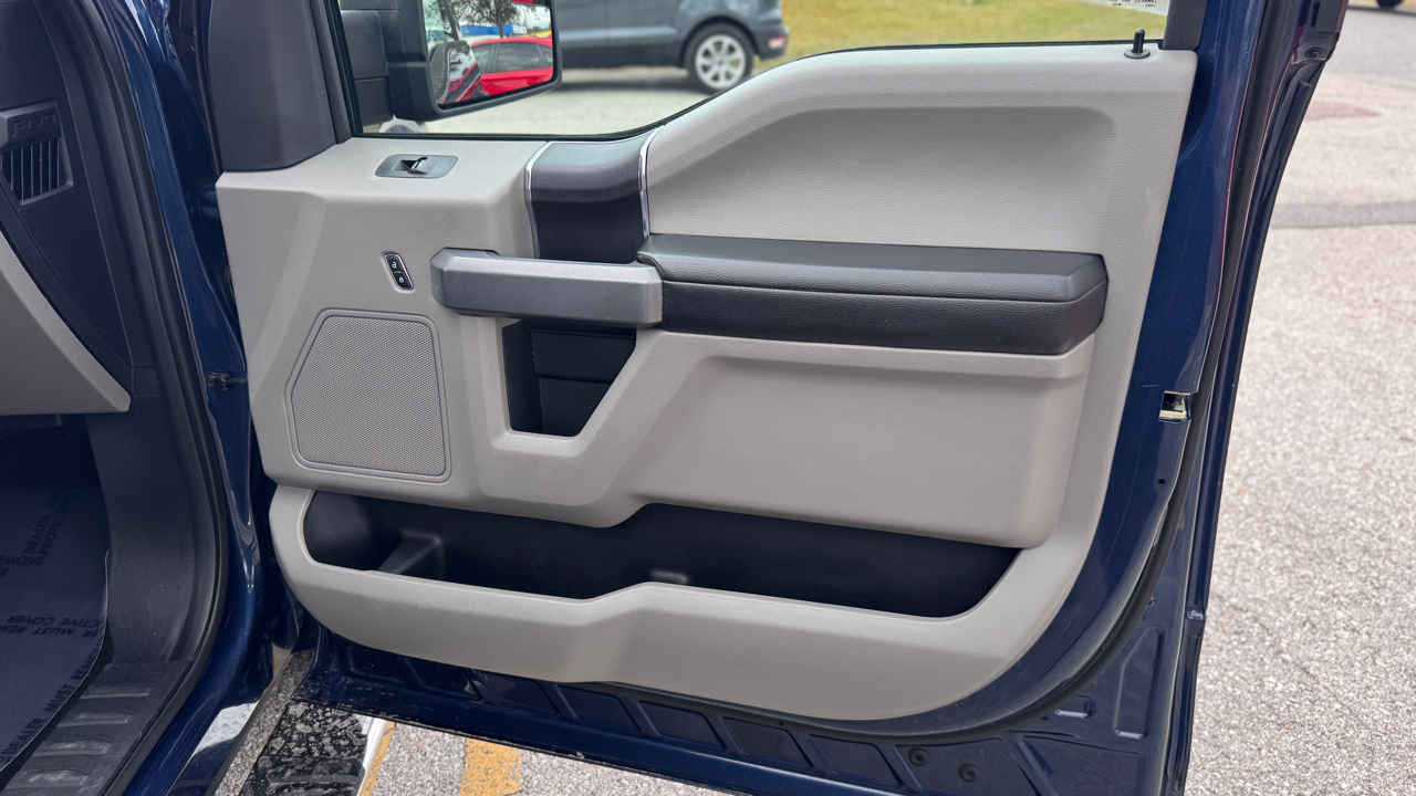 Ford F-150 XLT 2WD SuperCrew 5.5' Box 2018