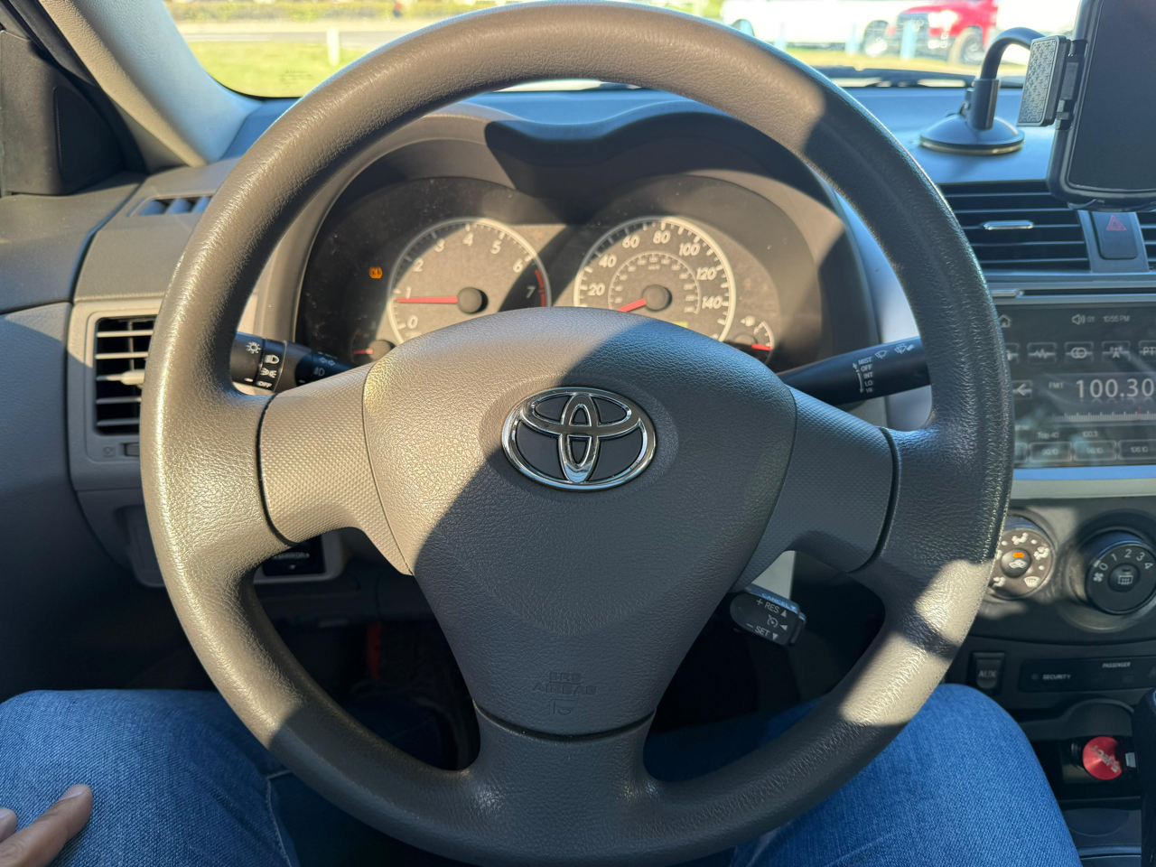 Toyota Corolla 4dr Sdn Man (Natl) 2009