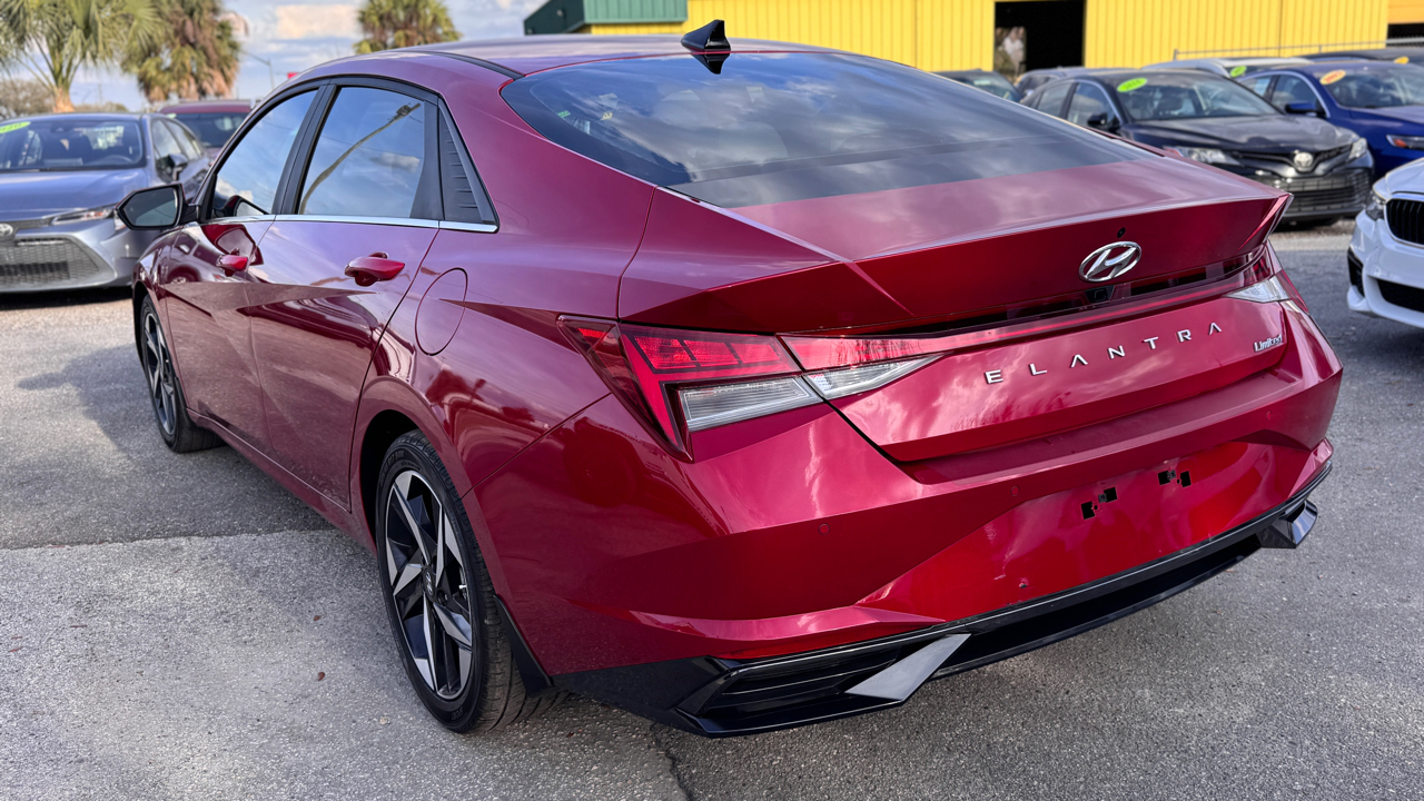 Hyundai Elantra Limited IVT 2023