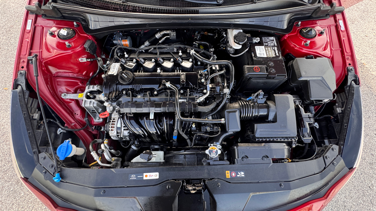 Hyundai Elantra Limited IVT 2023