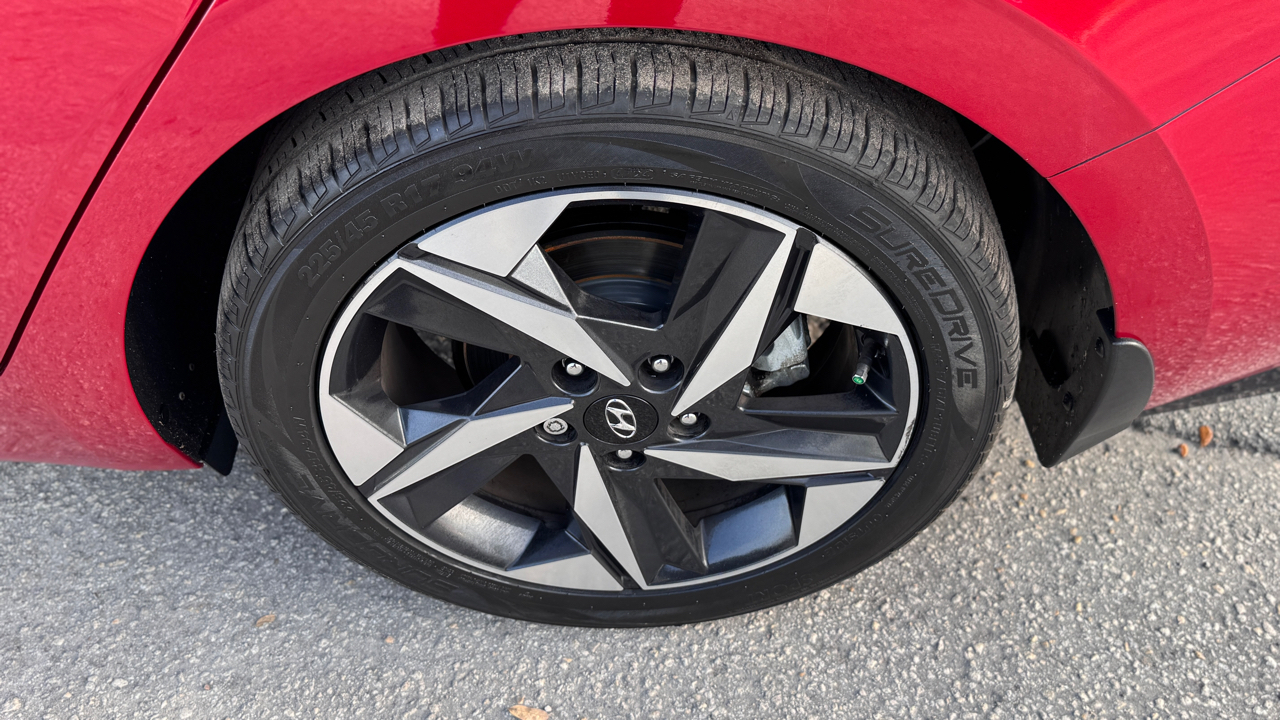 Hyundai Elantra Limited IVT 2023