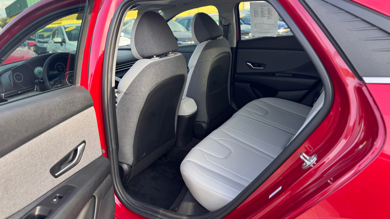 Hyundai Elantra Limited IVT 2023