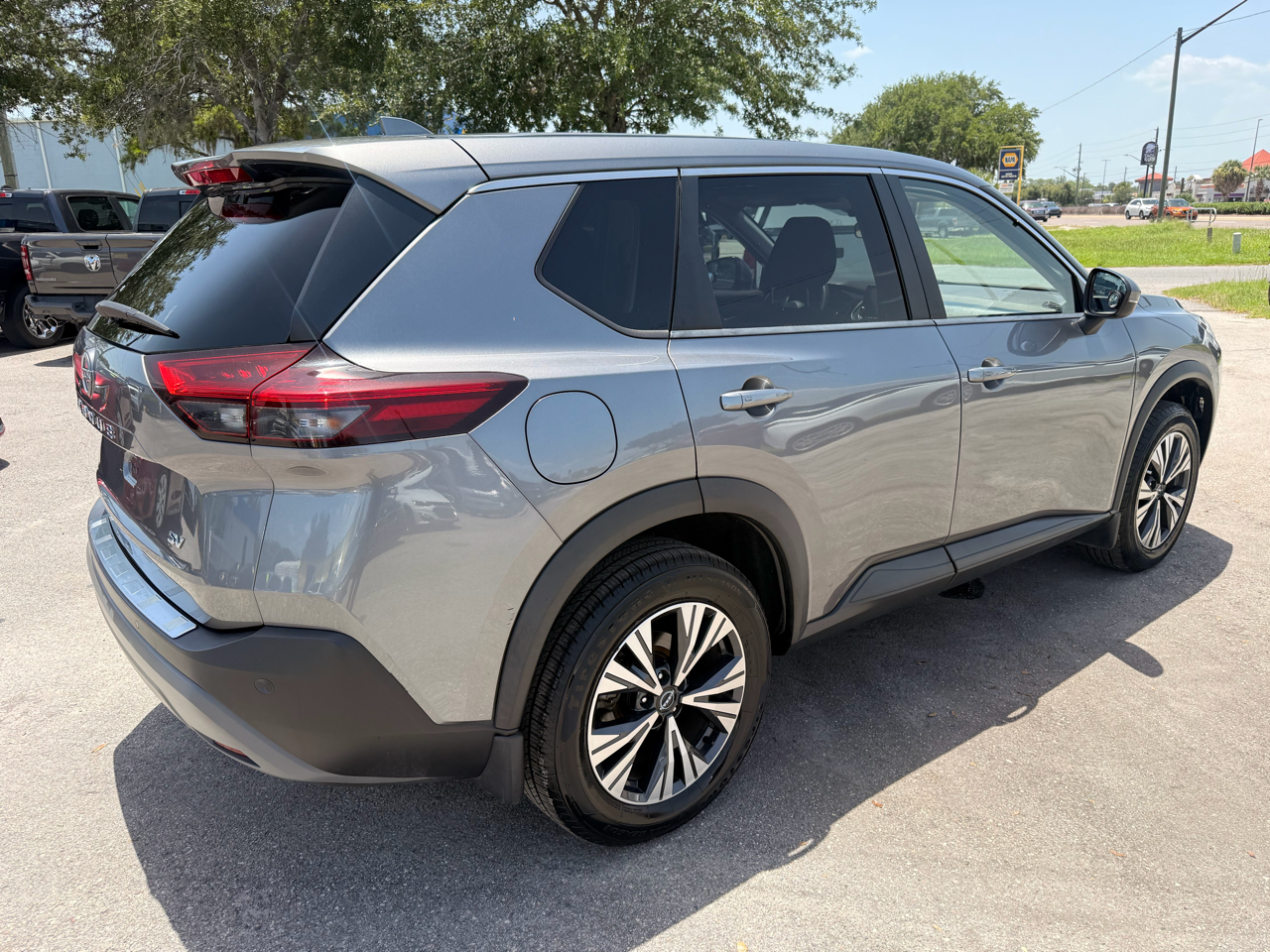 Nissan Rogue FWD SV 2022