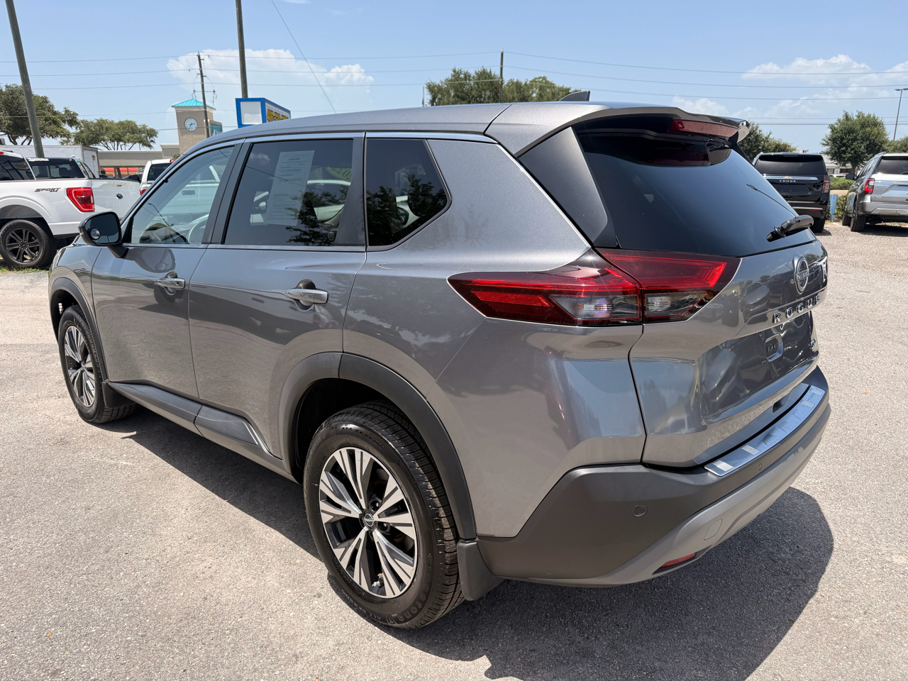 Nissan Rogue FWD SV 2022