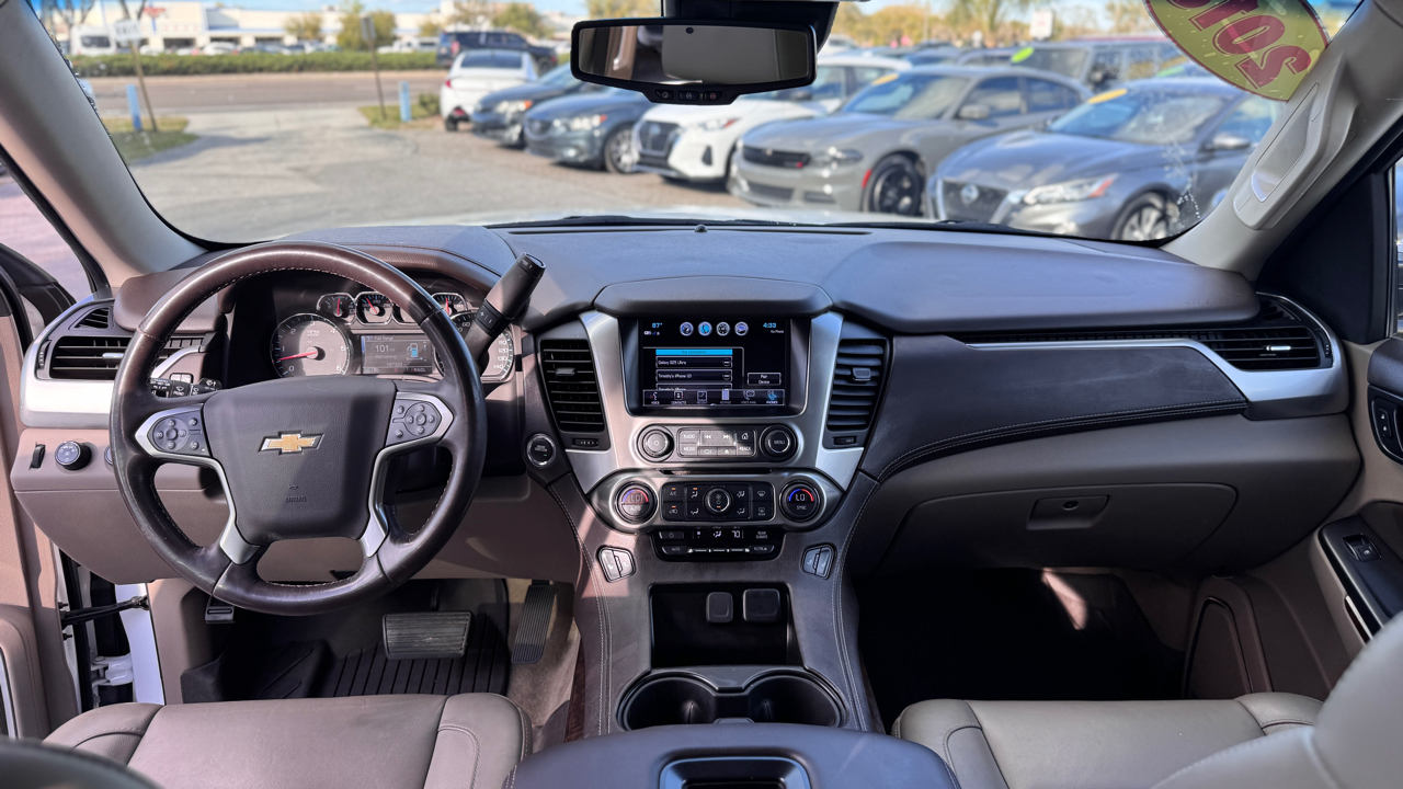 Chevrolet Suburban 4WD 4dr 1500 LT 2018