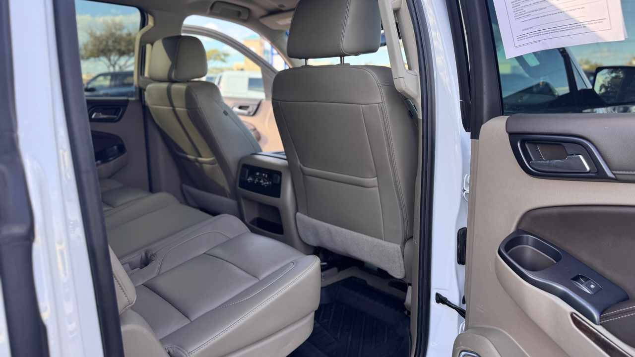 Chevrolet Suburban 4WD 4dr 1500 LT 2018