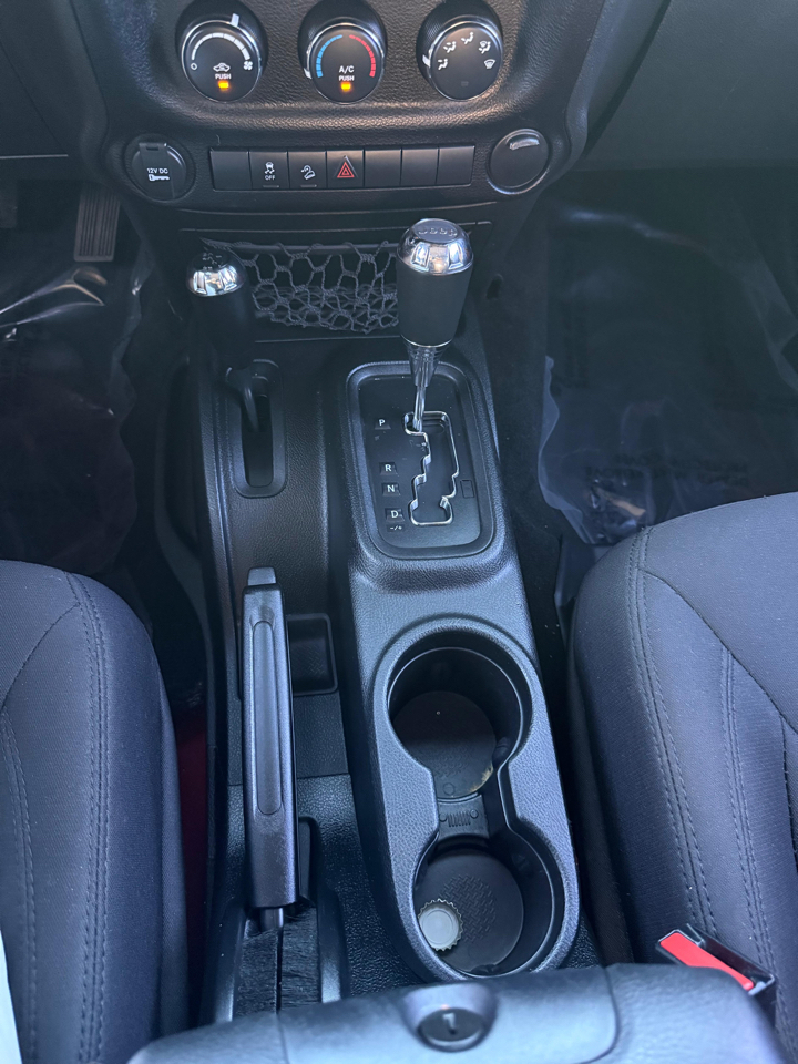 Jeep Wrangler Unlimited 4WD 4dr Sport 2016